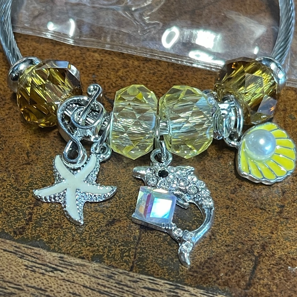 Bracelet with sea charms